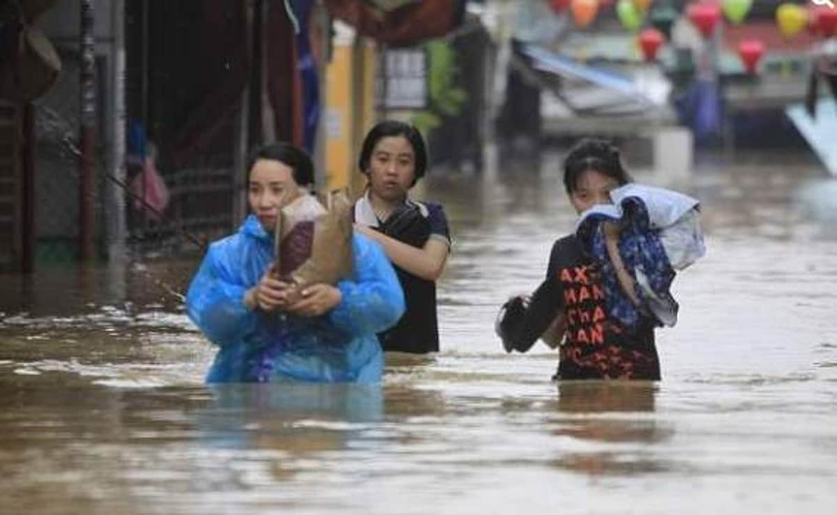 ஆஸ்திரேலியாவில் வெள்ளம்: 18,000 பேர் வெளியேற்றம்