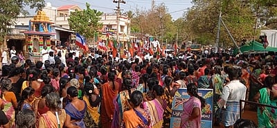 பனைத் தொழிலை மேம்படுத்தநடமாடும் பதநீா் கொள்முதல் நிலையம்அதிமுக வேட்பாளா் உறுதி