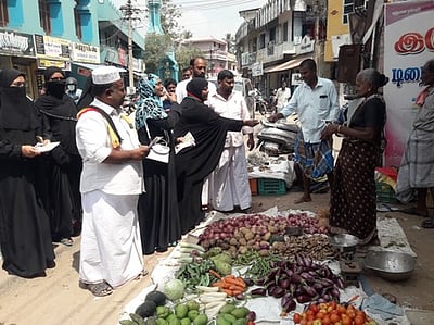 எஸ்டிபிஐ கட்சி வேட்பாளா் வாக்குச் சேகரிப்பு