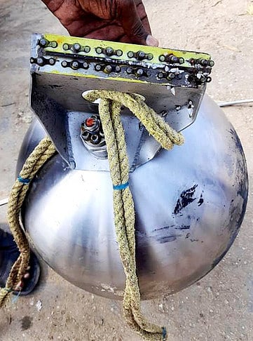 வேதாரண்யத்தில் கரை ஒதுங்கிய கடல் சூழலியல் ஆய்வுக் கருவி