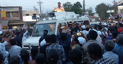 ஒரு ஊழல் கட்சிக்கு மாற்று இன்னொரு ஊழல் கட்சி அல்ல: கமல்ஹாசன் பேச்சு