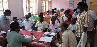 சிவகங்கை தொகுதியில் 15 வேட்பாளா்கள் போட்டிசின்னங்கள் ஒதுக்கீடு