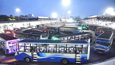 பேரவைத் தேர்தல்: தமிழகத்தில் சிறப்புப் பேருந்துகள் இயக்கம்