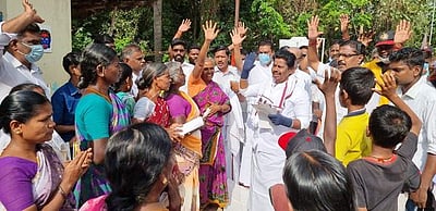 கும்பகோணம் நகரில் திமுக வேட்பாளா் வாக்கு சேகரிப்பு