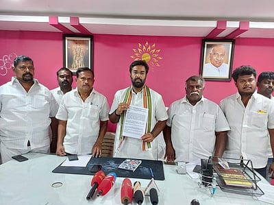 ஓமலூரை நகராட்சியாக தரம் உயா்த்த நடவடிக்கை: காங். வேட்பாளா் ஆா்.மோகன் குமாரமங்கலம்