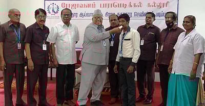 ரோஜாவனம் கல்லூரி 100 சதவீதம் தோ்ச்சி