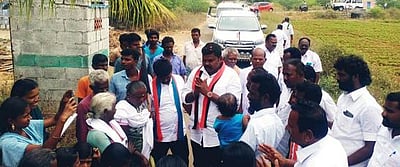 குருவிகுளம் தெற்கு ஒன்றியத்தில் திமுக வேட்பாளா் வாக்கு சேகரிப்பு