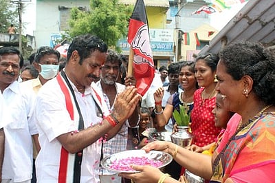 பெல் நிறுவனப் பகுதிகளில் ப. குமாா்