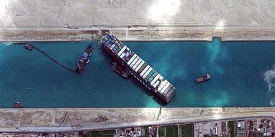 சூயஸ் கால்வாயில் சிக்கியிருந்த சரக்குக் கப்பல் மீட்பு: தகவல்