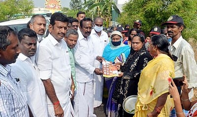 சித்தோடு பகுதியில் சாலைகளில் பாதுகாப்பு வசதி மேம்படுத்தப்படும்