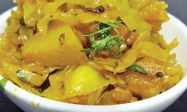  முட்டைகோஸ் உருளைக் கிழங்கு  சப்ஜி 