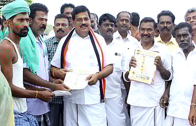 அடிப்படை வசதிகளுடன் பேருந்து நிலையம் அமைக்கப்படும்:உடுமலை கே.ராதாகிருஷ்ணன் வாக்குறுதி