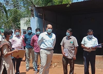 பெரியகுளம் பகுதியில் பதற்றமான வாக்குச்சாவடிகள்:ஆட்சியா் ஆய்வு