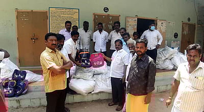 திமுகவினா் முற்றுகை; தோ்தல் அலுவலா்கள் விசாரணை