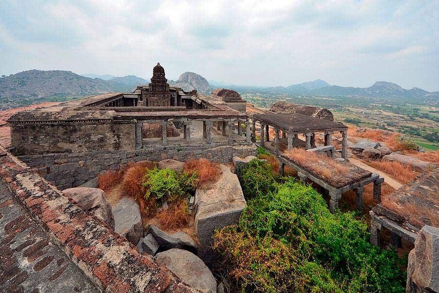 கிருஷ்ணகிரியில் கடும் போட்டியைச் சந்திக்கும் கூட்டணிகள்!