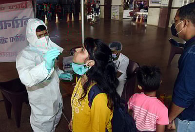 தில்லியில் புதிதாக 1,819 பேருக்கு கரோனா