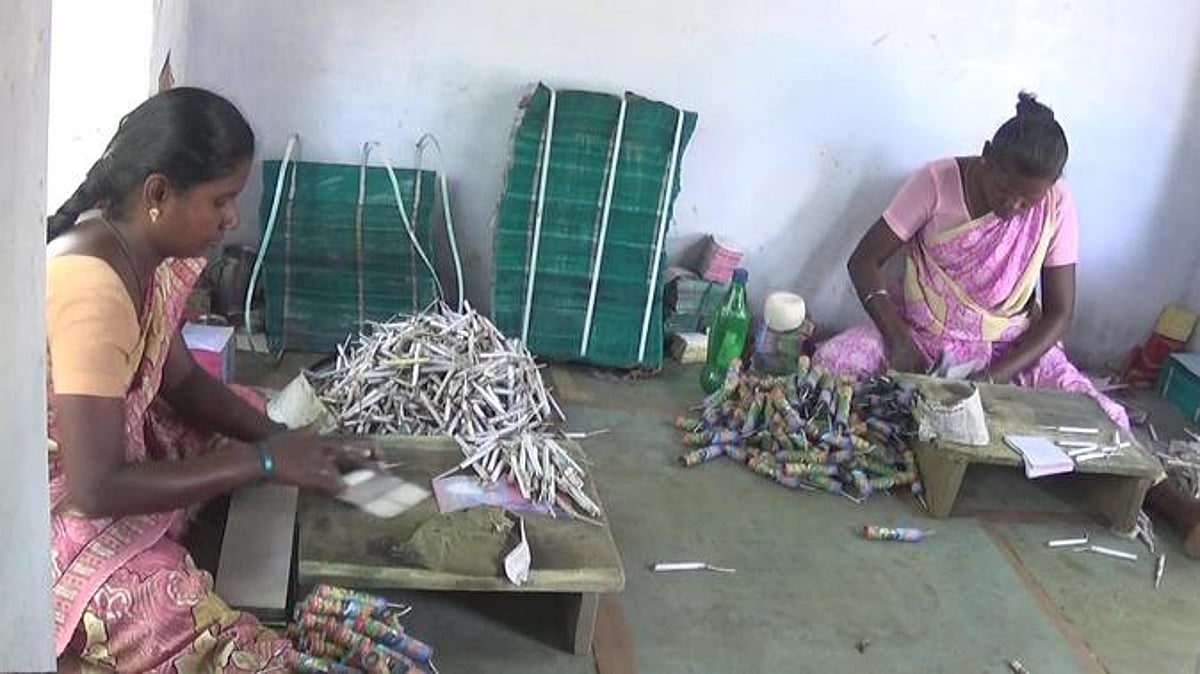 சிவகாசி ‘பட்டாசு’ வெடிக்கப்போவது யாரு?