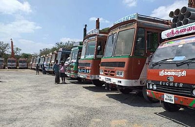 திருச்சி, புதுக்கோட்டையில் 100 ரிக் லாரிகள் வேலைநிறுத்தம்! 