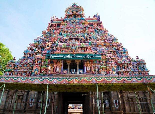 ஸ்ரீரங்கம்: அதிமுக கோட்டையை அசைக்க முயலும் திமுக