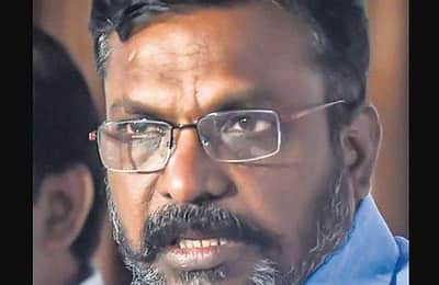 பிக்பாஸ் போட்டியாளருக்கு வாக்கு சேகரிக்கும் திருமாவளவன்!