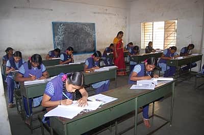 தூத்துக்குடி மாவட்டத்தில் 10 ஆம் வகுப்புத் தேர்வில் 94.39% தேர்ச்சி
