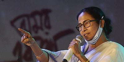 தில்லியில்தான் மாற்றம் ஏற்படும், வங்கத்தில் அல்ல: மம்தா