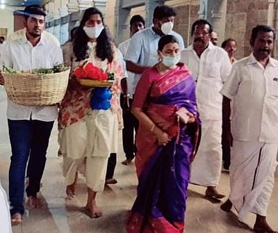 சமயபுரம் கோயிலில் துர்கா ஸ்டாலின் தரிசனம்