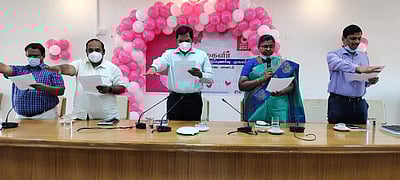 ராணிப்பேட்டை ஆட்சியர் அலுவலகத்தில் மகளிர் நாள் விழா