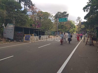 சட்டமன்றத் தேர்தல் எதிரொலி: தமிழக - கேரள எல்லையில் மருத்துவ முகாம் செயல்படவில்லை