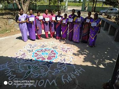 அரசு மருத்துவமனையில் மகளிா் தின விழா