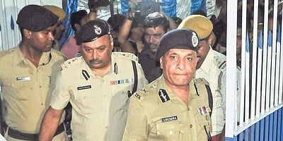 மேற்கு வங்க டிஜிபி மாற்றம்: தேர்தல் ஆணையம்