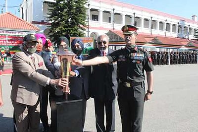 பாகிஸ்தானுடனான போரில் வெற்றி: 50-ம் ஆண்டு நினைவு ஜோதிக்கு மரியாதை