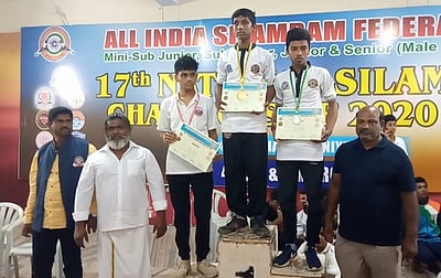 தேசிய அளவிலான சிலம்பம்: தமிழக அணி முதலிடம்