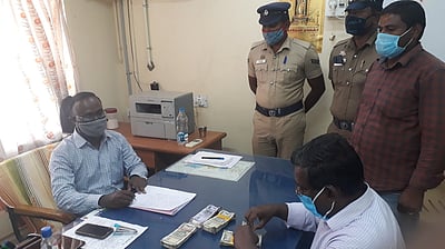 நாமக்கல்லில் வாகனச் சோதனையில் ரூ.1.65 லட்சம் பறிமுதல்