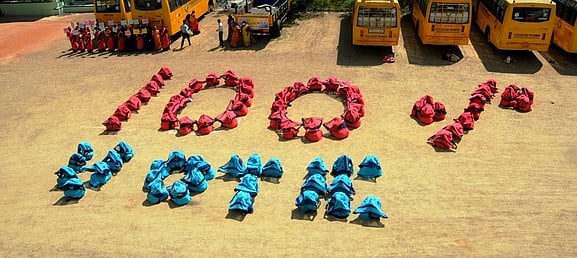 100 சதவீதம் வாக்குப் பதிவை வலியுறுத்தி விழிப்புணா்வு ஊா்வலம்