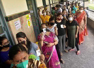 மேற்கு வங்க 4-ம் கட்ட தேர்தல்: 3 மணி வாக்குப்பதிவு நிலவரம்