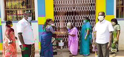 களக்காடு, வள்ளியூரில் கபசுரக் குடிநீா் விநியோகம்