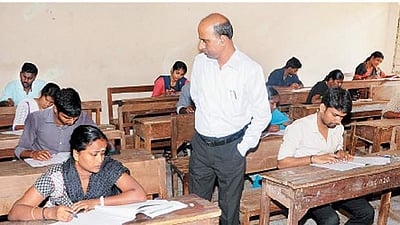 குரூப் 4 தேர்வு பாடத்திட்டத்தில் மாற்றமா? டிஎன்பிஎஸ்சி விளக்கம்!