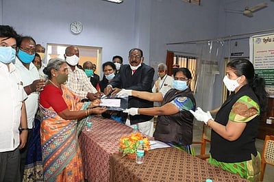 மக்கள் நீதிமன்றத்தில் 1,346 வழக்குகளுக்கு தீா்வுரூ. 10.95 கோடி இழப்பீடு