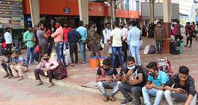 ரயில் பயணச்சீட்டு முன்பதிவு மையங்கள் இன்று வழக்கம்போல செயல்படும்