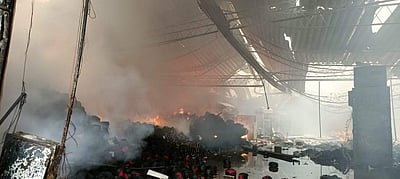 அவிநாசி அருகே நூற்பாலையில் தீ விபத்து