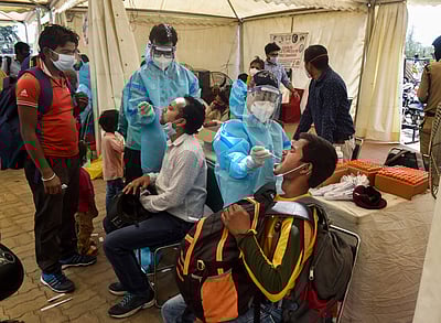 ஆமதாபாத்: மாநகராட்சி சார்பில் ஆர்டி-பிசிஆர் பரிசோதனை மையங்கள்