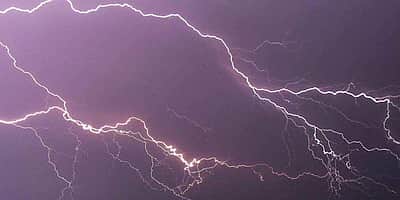 அருப்புக்கோட்டையில் இடி தாக்கி தந்தை, மகன் பலி