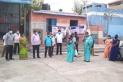 கரோனா தடுப்பு விழிப்புணா்வு நாடகம்