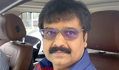 நடிகர் விவேக்குக்கு எக்மோ சிகிச்சை