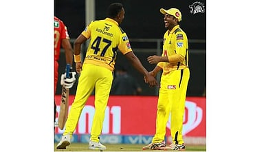 மைதானத்தில் வாத்தி கம்மிங் பாடலுக்கு நடனமாடிய பிராவோ