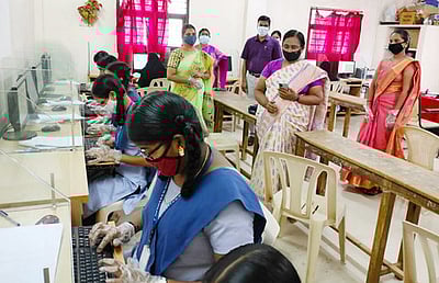 பிளஸ் 2 செய்முறைத் தோ்வு: 2,624 மாணவா்கள் பங்கேற்பு