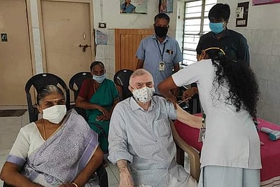 கரோனா தடுப்பு விதிகளை அனைவரும் பின்பற்ற வேண்டும்: உச்சநீதிமன்ற முன்னாள் தலைமை நீதிபதி பி.சதாசிவம்