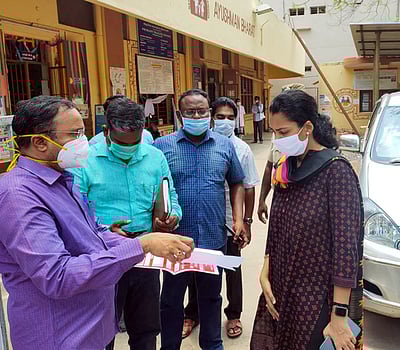 கரோனா தொற்று அதிகமுள்ள பகுதிகளில் ஆட்சியா் ஆய்வு