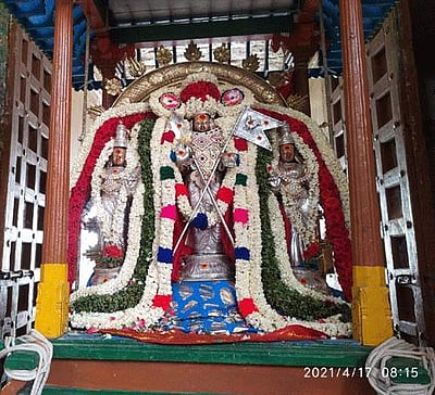 எட்டுக்குடி முருகன் கோவிலில் சித்திரை திருவிழா கொடியேற்றத்துடன் தொடங்கியது